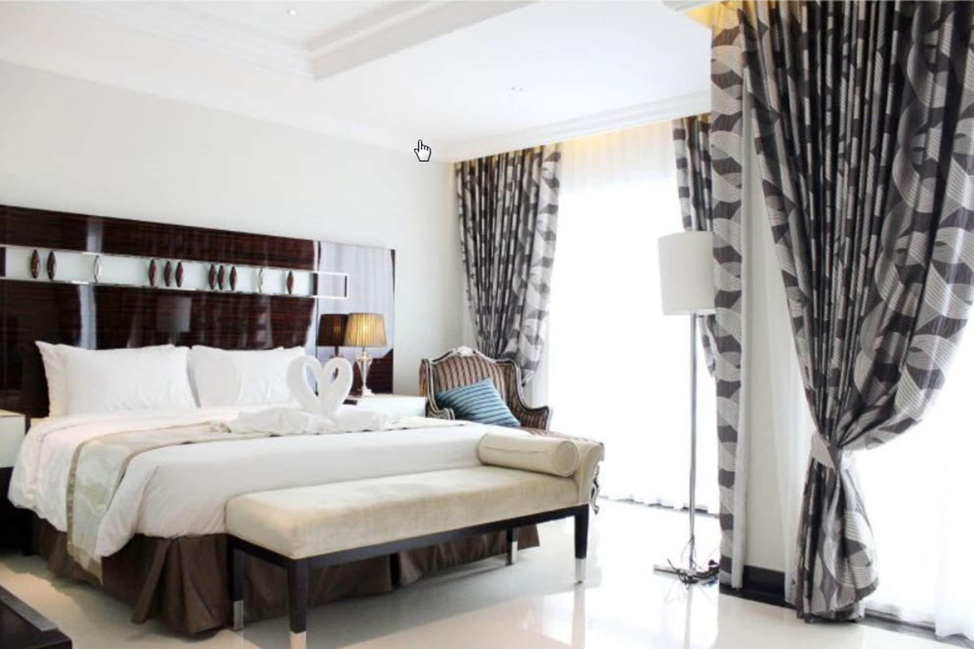 Lk Royal Wing Hotel Pattaya Exterior foto