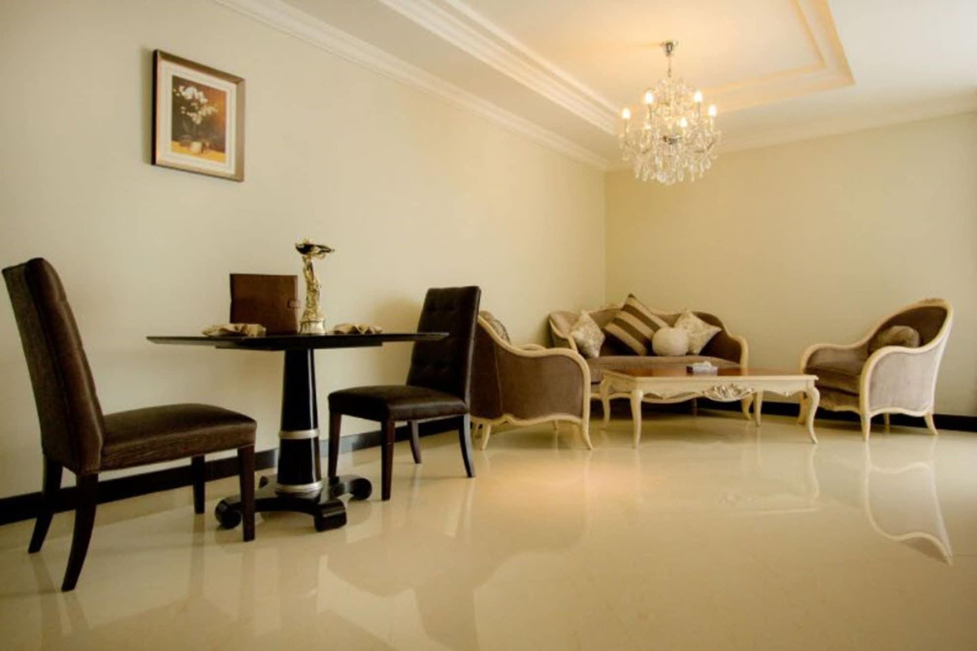 Lk Royal Wing Hotel Pattaya Exterior foto